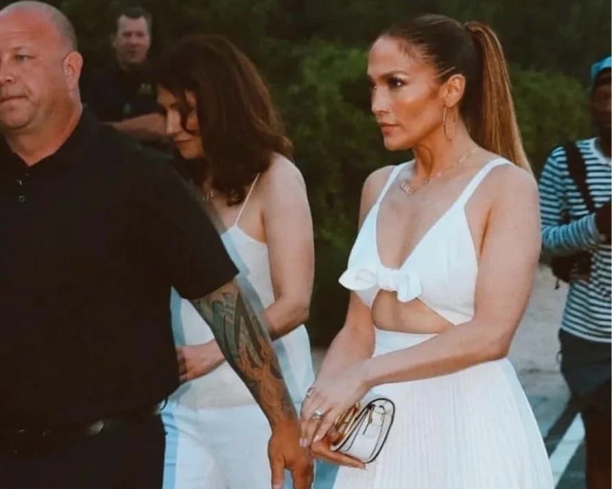 Executive protection detail at Hamptons residence