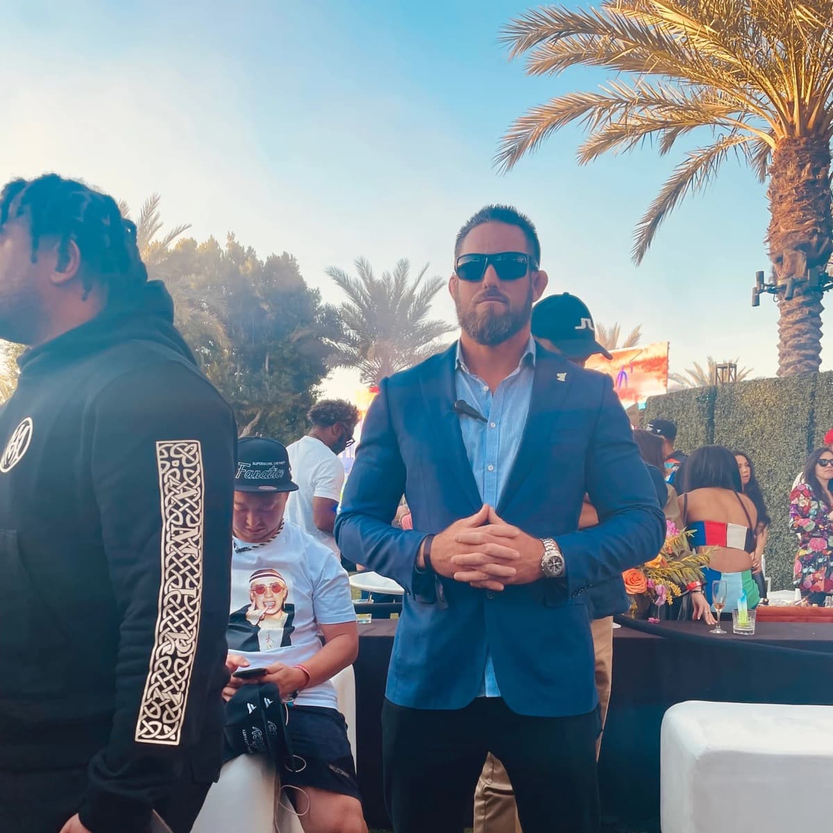 Executive protection at outdoor VIP event